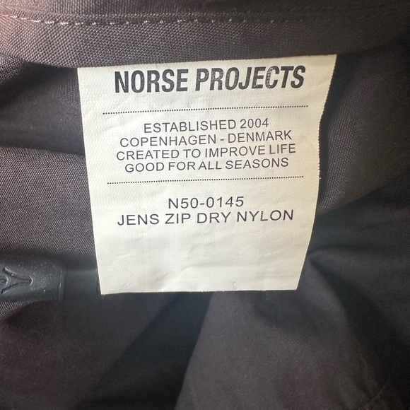 Norse Projects “Jen’s Zip Dry Nylon” Jacket Men’s Size Small Brown/Green EUC! - Picture 11 of 12